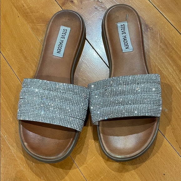 Steve Madden Glittering Silver Slide Sandals - Picture 1 of 1